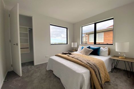 Photo of property in 7/66 Bruce Road, Glenfield, Auckland, 0629