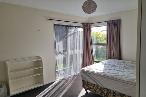 Photo of property in 14 Kekeno Grove, Tirohanga, Lower Hutt, 5010