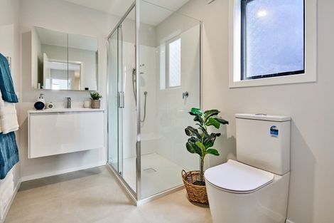 Photo of property in 6a Huia Street, Waikawa, Picton, 7220