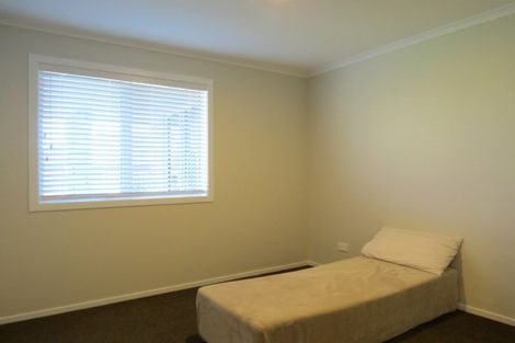 Photo of property in 64 Golden Shore Place, Coromandel, 3506