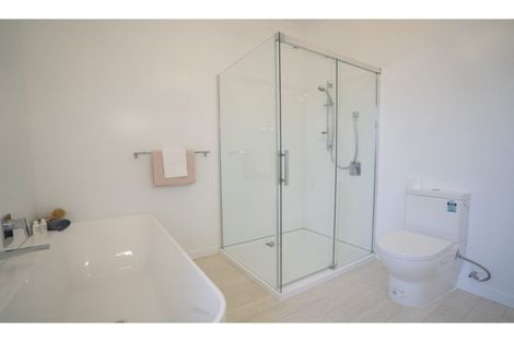 Photo of property in 84 Melbourne Street, Windsor, Invercargill, 9810