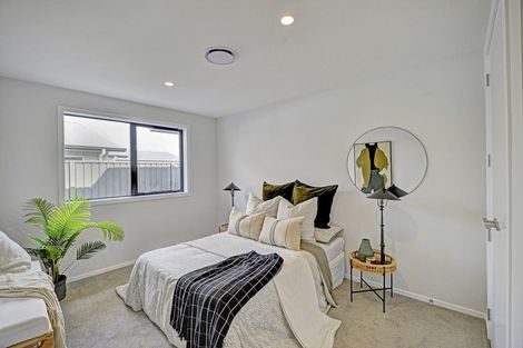 Photo of property in 14 Hereford Drive, Carterton, 5713