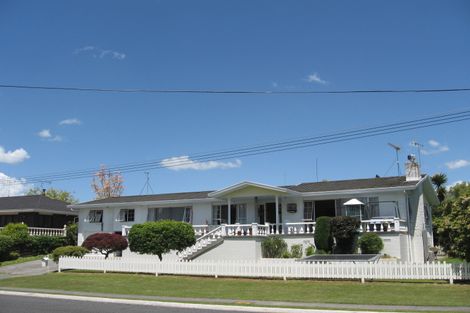 Photo of property in 4 Byron Street, Leamington, Cambridge, 3432