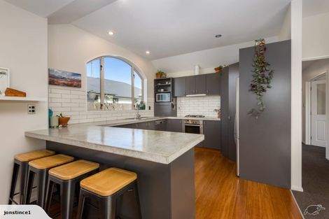 Photo of property in 96 Broadhaven Avenue, Parklands, Christchurch, 8083