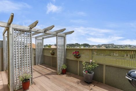 Photo of property in 20 Quarter Deck Lane, Gulf Harbour, Whangaparaoa, 0930
