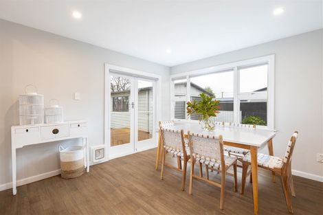 Photo of property in 55 Selwyn Street, Somerfield, Christchurch, 8024