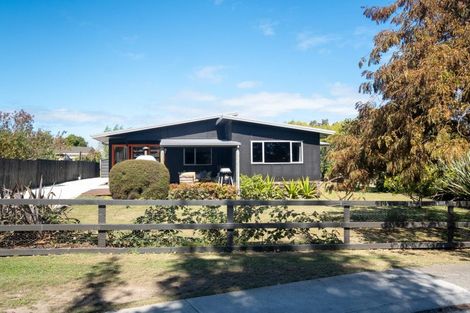 Photo of property in 9 Pedersen Road, Haumoana, 4102