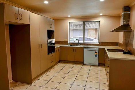 Photo of property in 23 Raphoe Road, Flat Bush, Auckland, 2019