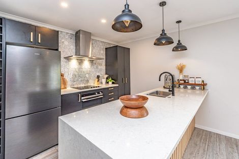 Photo of property in 13 Magnolia Crescent, Tawhero, Whanganui, 4501