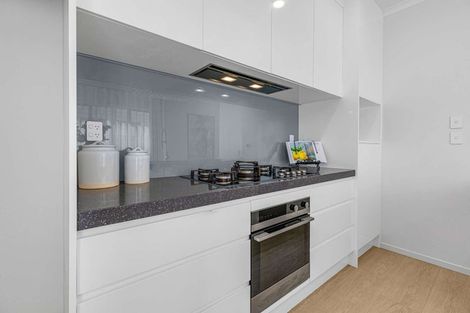 Photo of property in 62 Donegal Park Drive, Flat Bush, Auckland, 2019