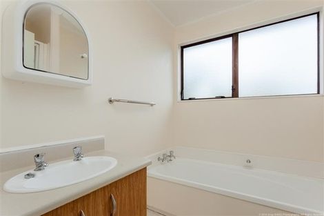 Photo of property in 63 Hassan Drive, Massey, Auckland, 0614
