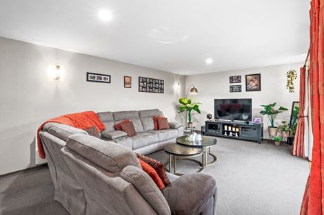 Photo of property in 2/343a Burwood Road, Burwood, Christchurch, 8083