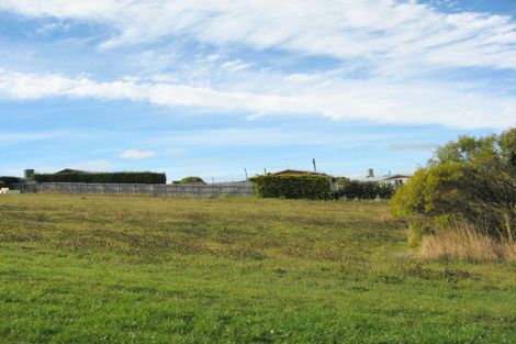 Photo of property in 35 Stirling Street, Kakanui, Oamaru, 9495