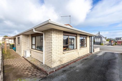 Photo of property in 19 Tukapa Street, Westown, New Plymouth, 4310