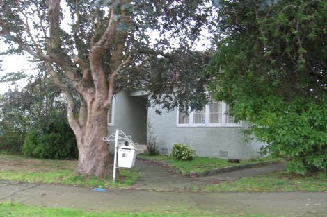 Photo of property in 15 Tyndall Street, Palmerston North, 4414