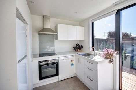 Photo of property in 1b Dey Street, Mosgiel, 9024