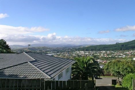 Photo of property in 5b Bishops Glen, Tawa, Wellington, 5028