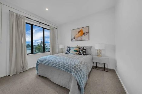 Photo of property in 4b Ahunga Road, Karaka, Papakura, 2113