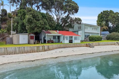 Photo of property in 63a Torkar Road, Clarks Beach, 2122