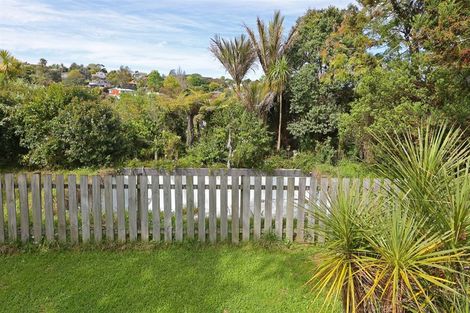 Photo of property in 40 Glamorgan Drive, Torbay, Auckland, 0630
