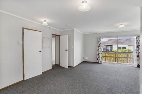 Photo of property in 307 Roscommon Road, Clendon Park, Auckland, 2103
