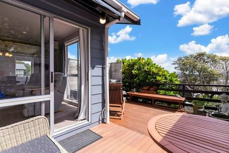 Photo of property in 9 Tree View Avenue, Glenfield, Auckland, 0629