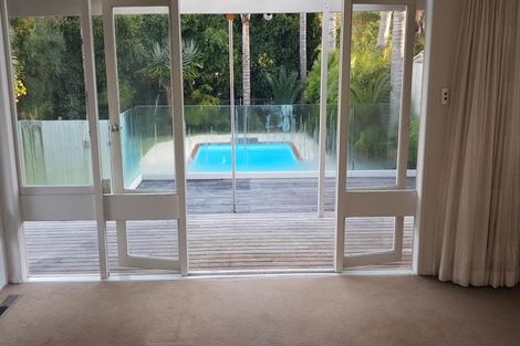 Photo of property in 36 Rewi Street, Torbay, Auckland, 0630