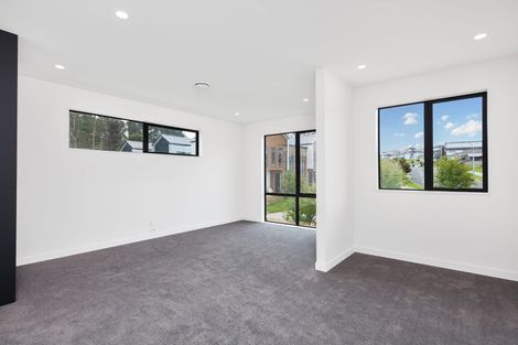 Photo of property in 5 Endurance Rise, Orewa, 0931