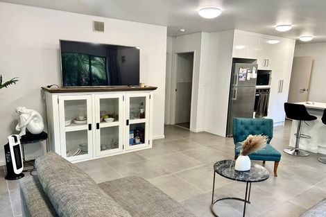 Photo of property in 19 Moore Street, Hillcrest, Auckland, 0627