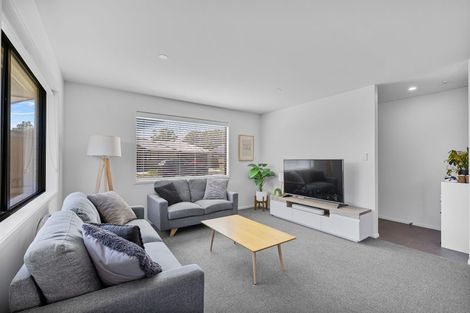 Photo of property in 16 Wexford Crescent, Halswell, Christchurch, 8025