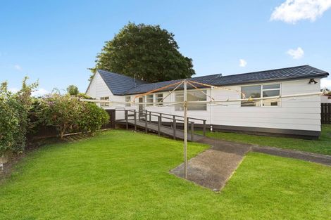 Photo of property in 19 Morrow Avenue, St Andrews, Hamilton, 3200