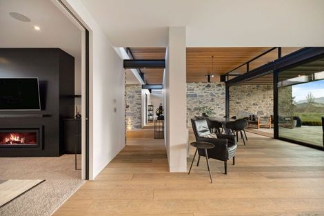 Photo of property in 6 Bloxham Lane, Lake Hayes, Queenstown, 9371