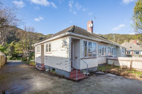 Photo of property in 277 Riverside Drive, Waterloo, Lower Hutt, 5011