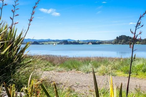 Photo of property in 122a Harbour Road, Ohope, 3121