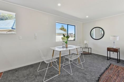 Photo of property in 21 Phoenix Place, Papatoetoe, Auckland, 2025