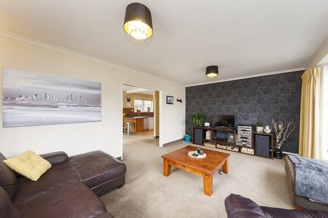 Photo of property in 52 John F Kennedy Drive, Milson, Palmerston North, 4414