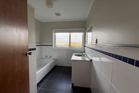 Photo of property in 8 Beacon Avenue, Campbells Bay, Auckland, 0630