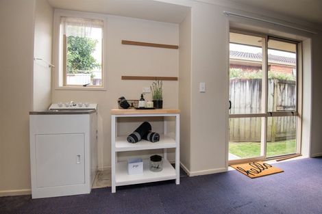 Photo of property in 4 Willscarlet Lane, Hamilton East, Hamilton, 3216