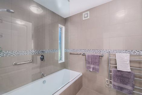 Photo of property in 92f Governors Bay Road, Cass Bay, Lyttelton, 8971