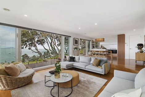 Photo of property in 24 Tui Street, Torbay, Auckland, 0630