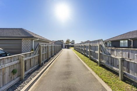 Photo of property in 68 Hinemoa Street, Levin, 5510