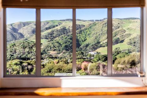 Photo of property in 76 Sea Vista Drive, Pukerua Bay, 5026