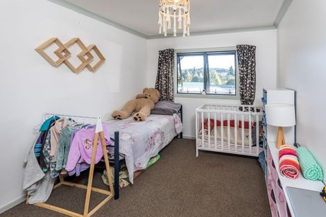 Photo of property in 27 Taurua Place, Coromandel, 3506