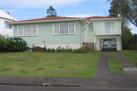 Photo of property in 22 Mcbreen Avenue, Northcote, Auckland, 0627