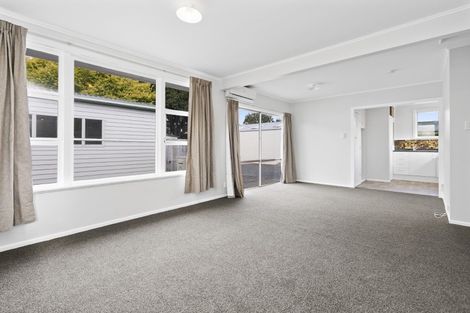 Photo of property in 12 Dermont Street, Bader, Hamilton, 3206