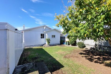 Photo of property in 26 Paynters Avenue, Strandon, New Plymouth, 4312