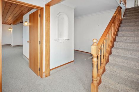 Photo of property in 24 Ngarata Avenue, Mount Maunganui, 3116