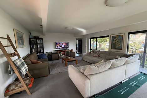 Photo of property in 1 Swithland Place, Avonhead, Christchurch, 8042