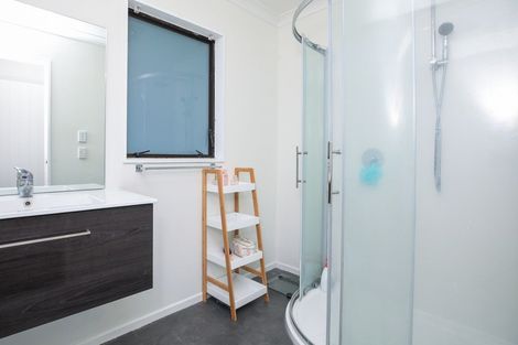 Photo of property in 18 Manor Place, Bader, Hamilton, 3206