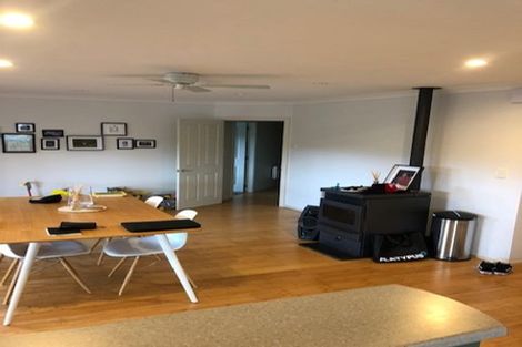 Photo of property in 5 Catlins Glen, Aotea, Porirua, 5024